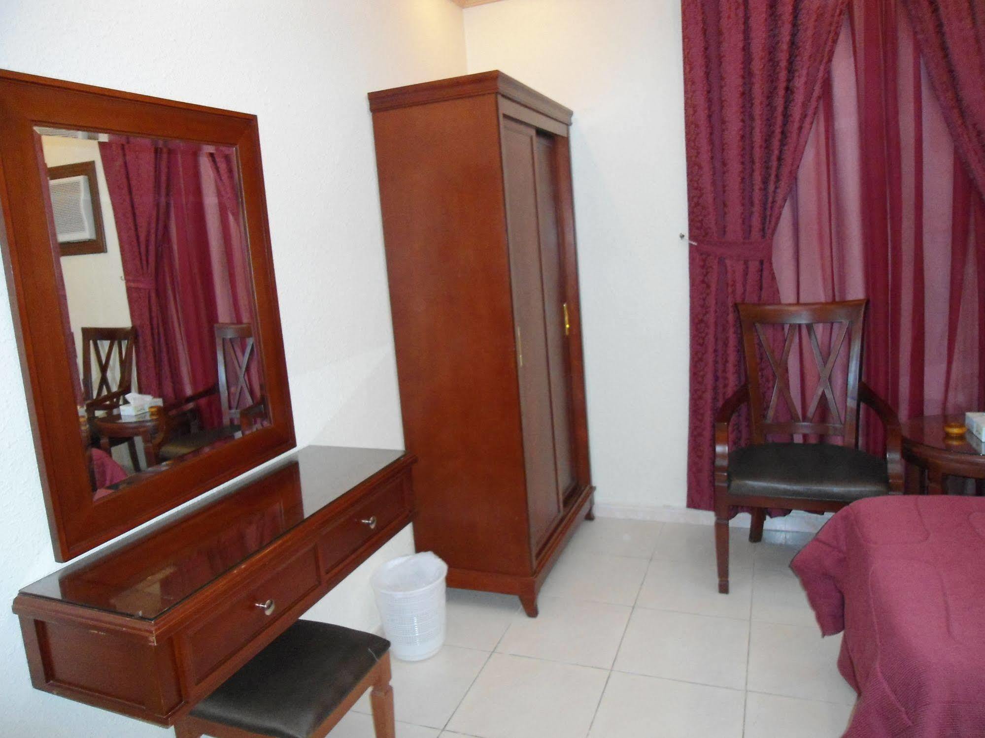 Durat Al Matar Apartment Dzsidda Kültér fotó
